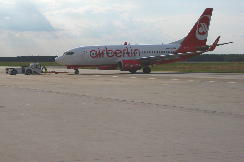Air Berlin
Boeing 737-7K5
D-AHXB
Berlin-Tegel
