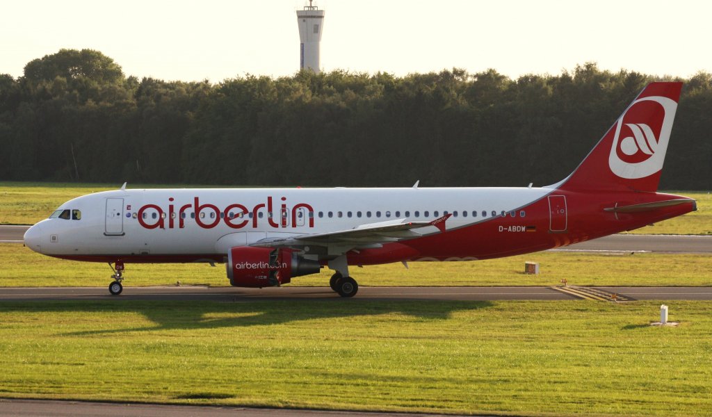 Air Berlin,D-ABDW,(c/n3945),Airbus A320-214,16.09.2012,HAM-EDDH,Hamburg,Germany