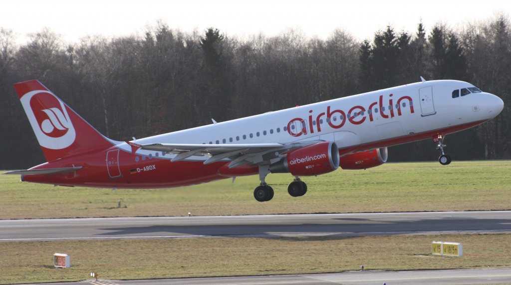 Air Berlin,D-ABDX,(c/n 3995),Airbus A320-214,14.01.2012,HAM-EDDH,Hamburg,Germany