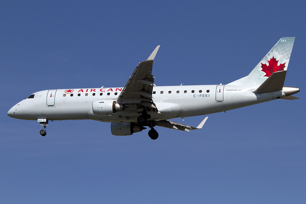 Air Canada, C-FEKI, Embraer, ERJ-175, 24.08.2011, YUL, Montreal, Canada 





