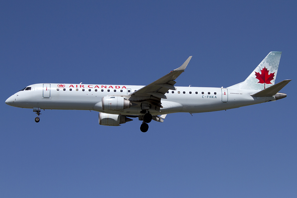 Air Canada, C-FHKA, Embraer, ERJ-190, 24.08.2011, YUL, Montreal, Canada

