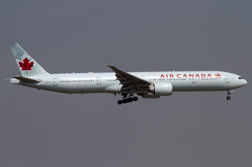 Air Canada, C-FITL, Boeing, B777-333ER, 24.04.2011, FRA, Frankfurt, Germany 




