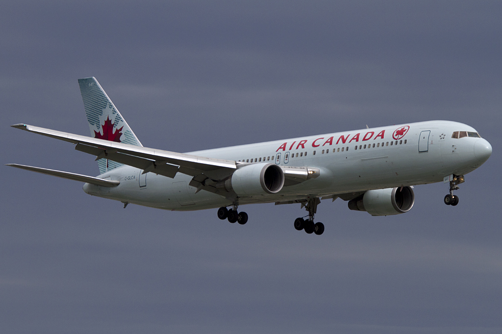 Air Canada, C-GLCA, Boeing, B767-375ER, 24.08.2011, YUL, Montreal, Canada 





