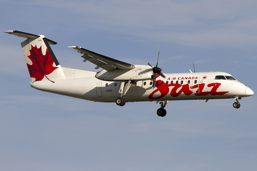 Air Canada - Jazz, C-FADF, deHavilland, DHC-8-311 Dash 8, 31.08.2011, YUL, Montreal, Canada


