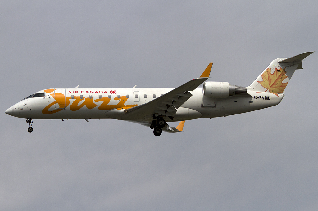 Air Canada - Jazz, C-FVMD, Bombardier, CRJ-100ER, 25.08.2011, YUL, Montreal, Canada 


