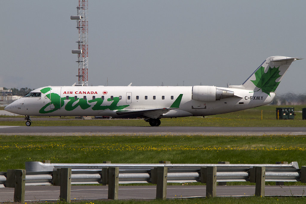 Air Canada - Jazz, C-FXMY, Bombardier, CRJ-100ER, 31.08.2011, YUL, Montreal, Canada


