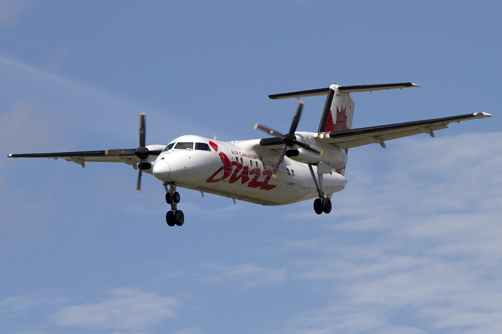 Air Canada - Jazz, C-GCTC, deHavilland, DHC-8-102 Dash 8, 24.08.2011, YUL, Montreal, Canada 






