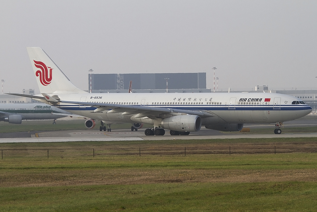 Air China, B-6536, Airbus, A330-243, 16.11.2012, MXP, Mailand-Malpensa, Italy




