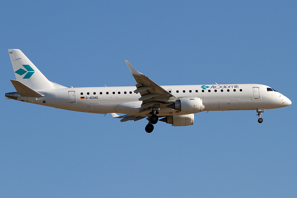 Air Dolomiti, D-AEMG, Embraer, EMB-190, 26.05.2012, FRA, Frankfurt, Germany 