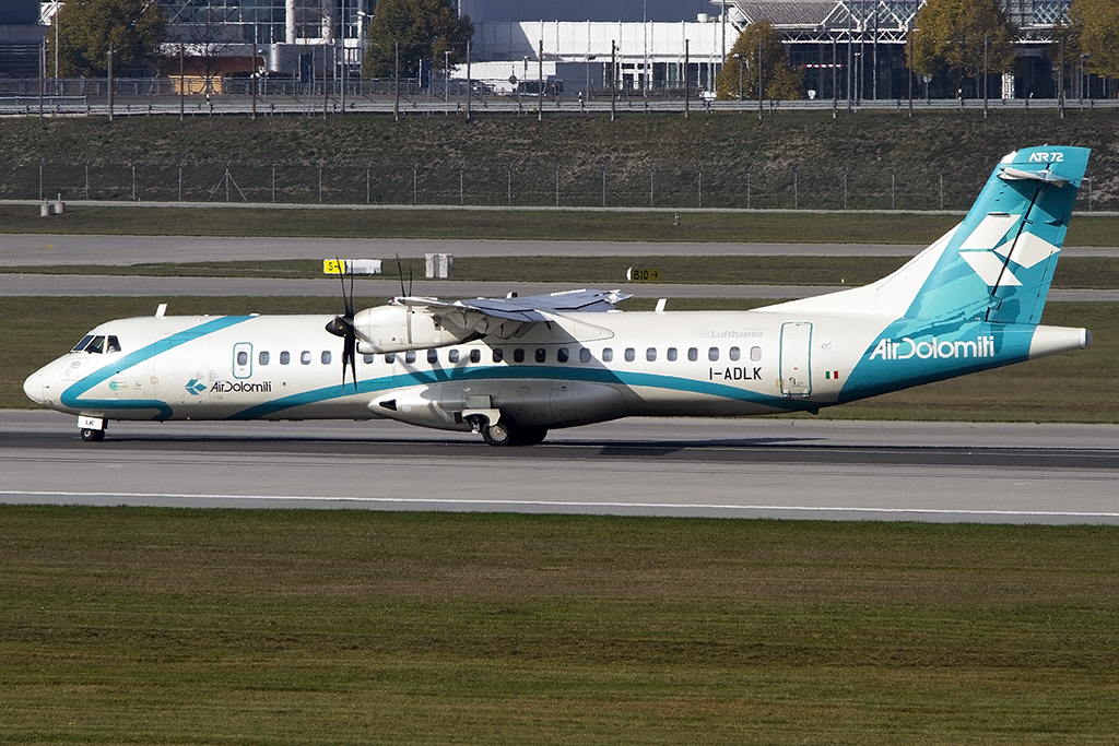 Air Dolomiti, I-ADLK, ATR, 72-200, 25.10.2012, MUC, Mnchen, Germany 




