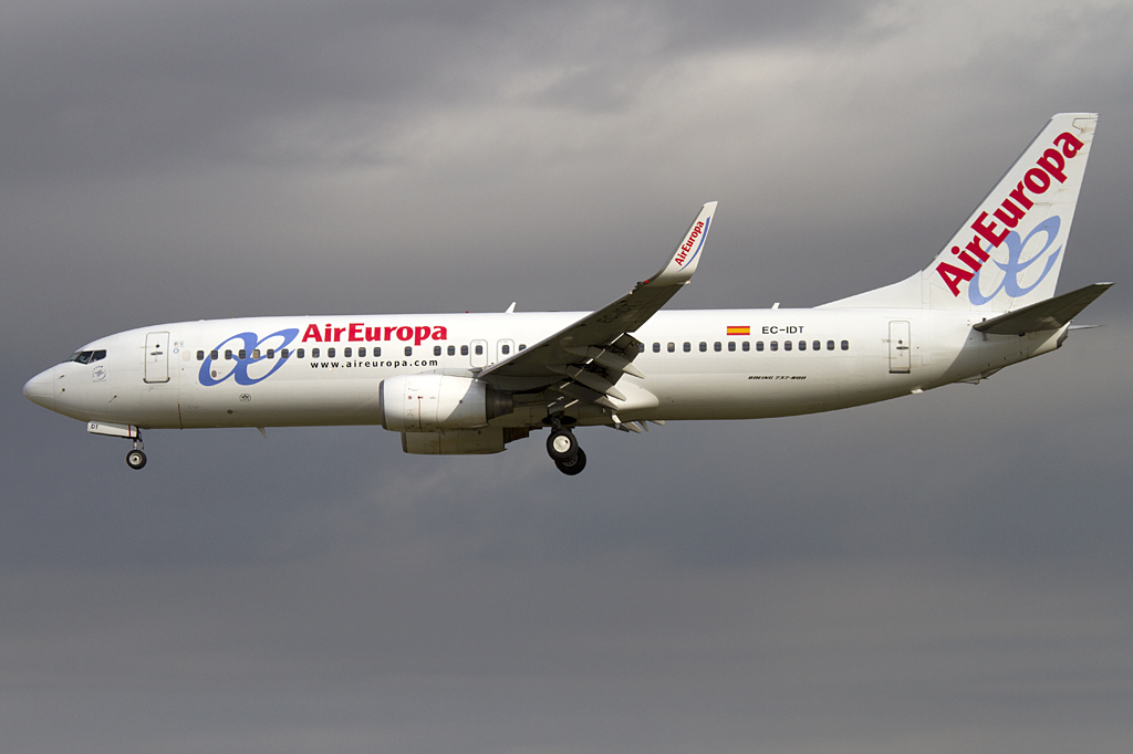 Air Europa, EC-IDT, Boeing, B737-86Q, 10.09.2010, BCN, Barcelona, Spain 




