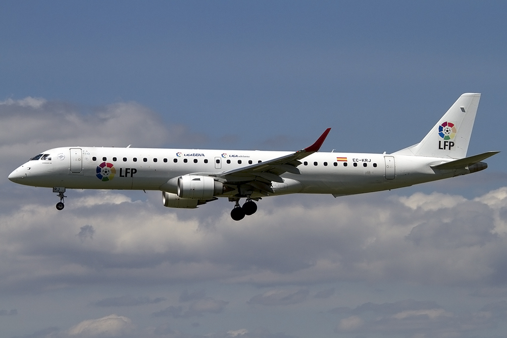 Air Europa, EC-KXD, Embrear, ERJ-195LR, 01.05.2013, BCN, Barcelona, Spain 



