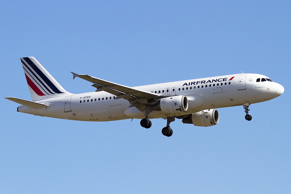 Air France, F-GFKR, Airbus, A320-212, 14.09.2012, BCN, Barcelona, Spain 



