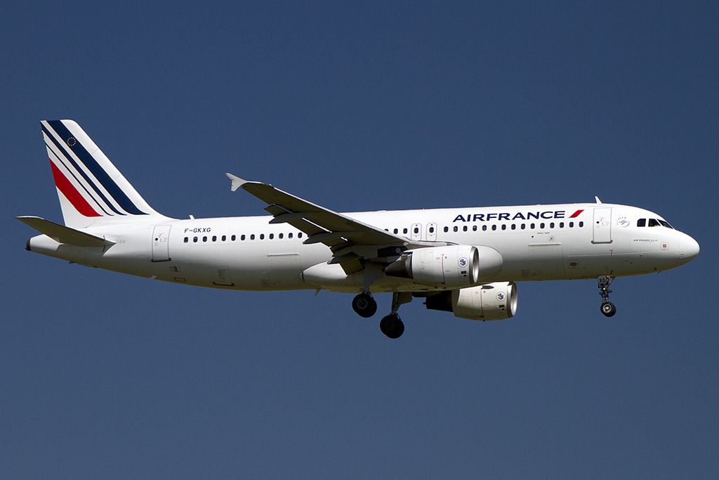 Air France, F-GKXG, Airbus, A320-214, 18.08.2012, CDG, Paris, France 



