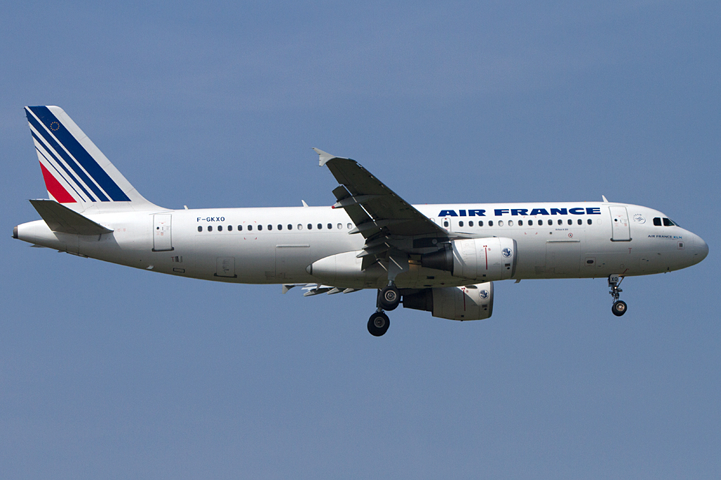Air France, F-GKXO, Airbus, A320-214, 31.03.2012, LYS, Lyon, France


