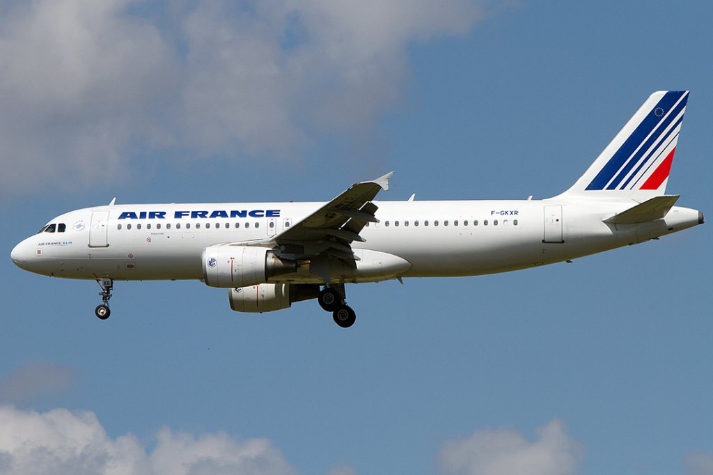 Air France, F-GKXR, Airbus, A320-214, 01.05.2012, CDG, Paris, France



