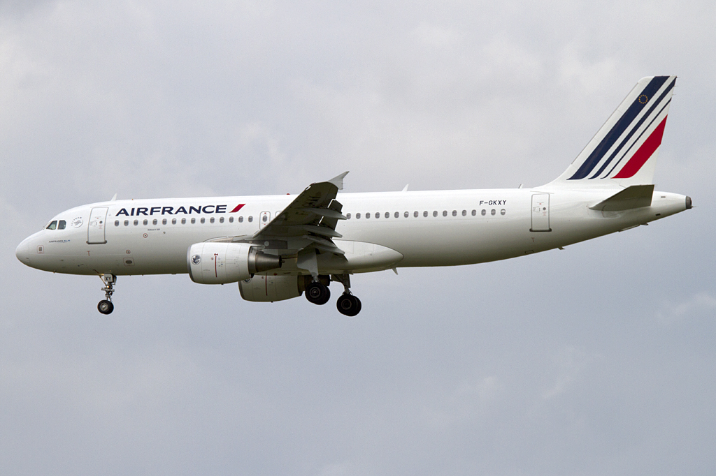Air France, F-GKXY, Airbus, A320-214, 28.08.2010, CDG, Paris, France


