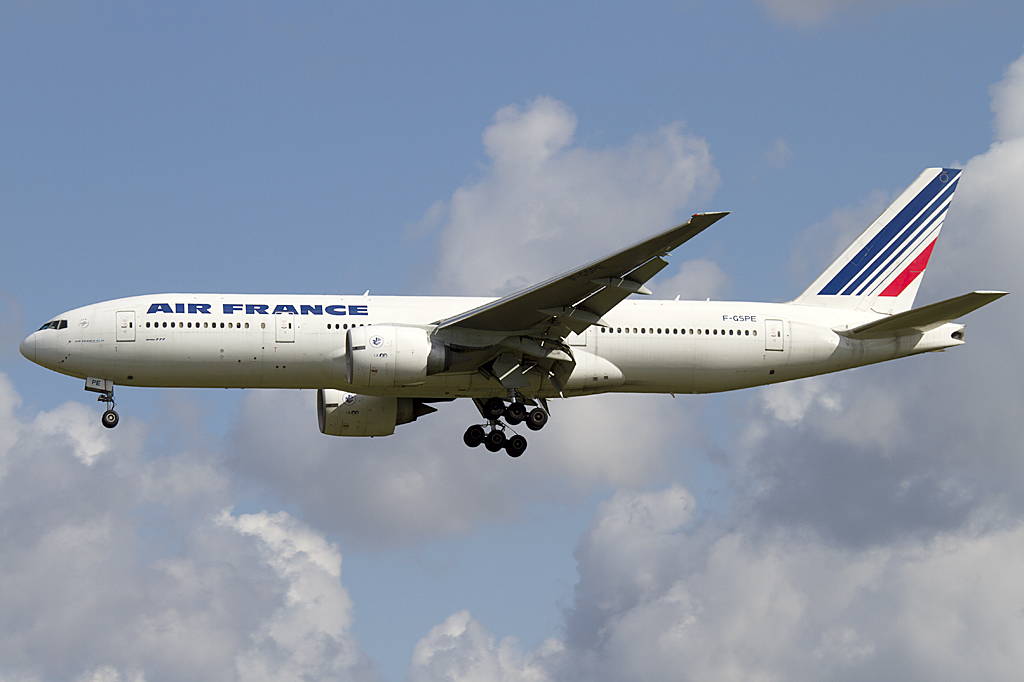 Air France, F-GSPE, Boeing, B777-228ER, 28.08.2010, CDG, Paris, France


