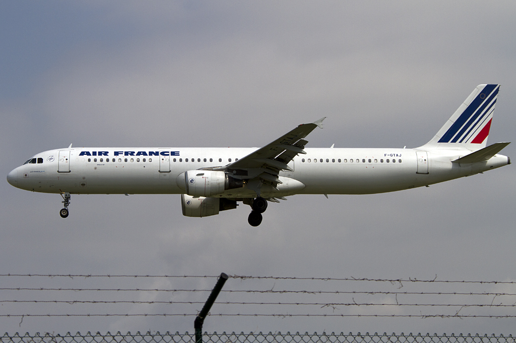Air France, F-GTAJ, Airbus, A321-211, 18.06.2011, BCN, Barcelona, Spain


