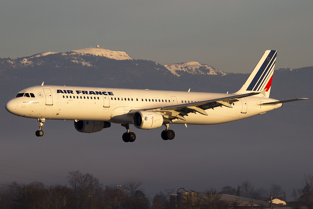Air France, F-GTAU, Airbus, A321-211, 29.12.2012, GVA, Geneve, Switzerland 




