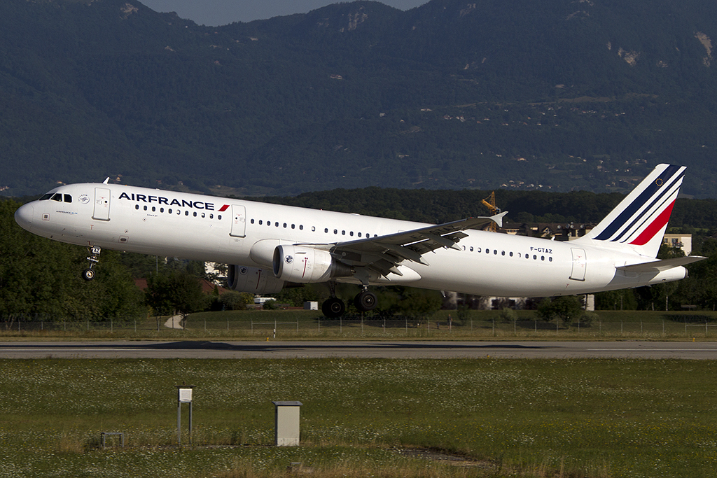 Air France, F-GTAZ, Airbus, A321-212, 04.08.2012, GVA, Geneve, Switzerland 




