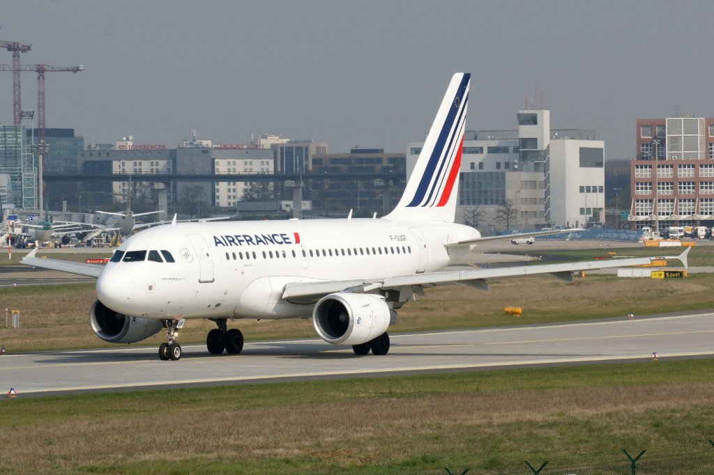 Air France, F-GUGF, Airbus, A 318-100, 13.04.2012, FRA-EDDF, Frankfurt, Germany