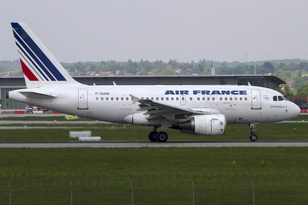 Air France, F-GUGK, Airbus, A318-111, 26.04.2011, STR, Stuttgart, Germany 





