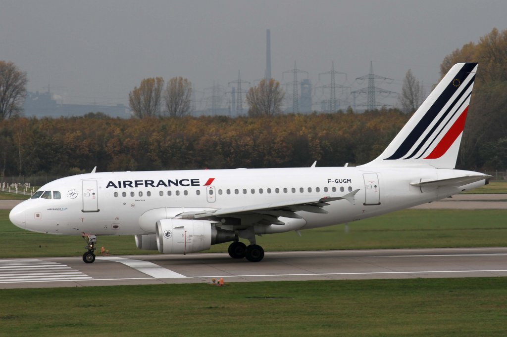Air France, F-GUGM, Airbus, A 318-100 (neue AF-Lackierung), 10.11.2012, DUS-EDDL, Dsseldorf, Germany 