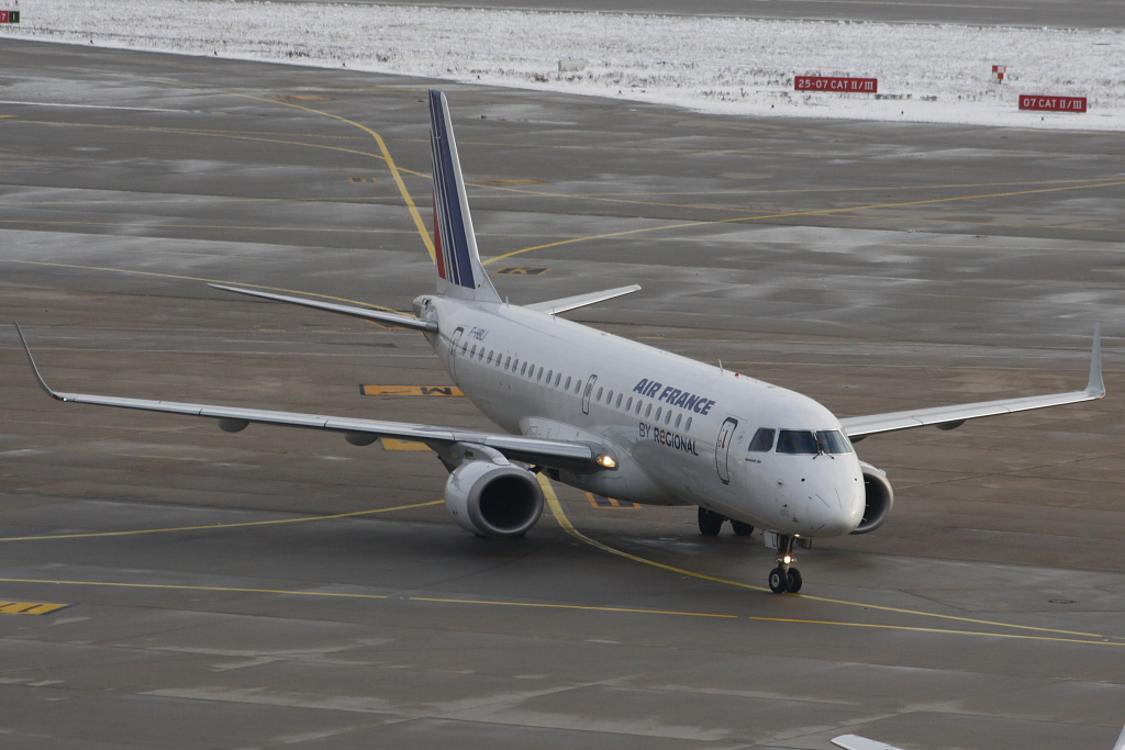 Air France (Regional) 
Embraer ERJ-190-100LR 
F-HBLI 
Stuttgart
28.11.10
