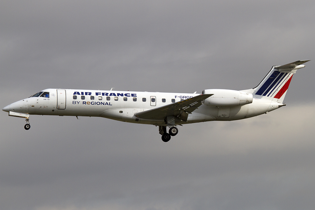 Air France - Regional, F-GRGQ, Embraer, ERJ 135, 10.09.2010, BCN, Barcelona, Spain




