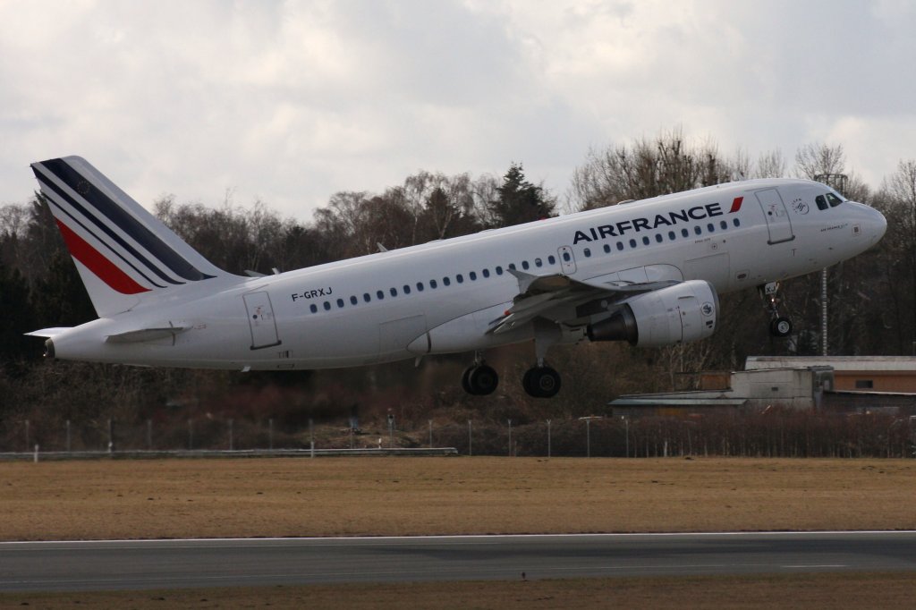 Air France,F-GRXJ,(c/n 2456),Airbus A319-111,08.03.2012,HAM-EDDH,Hamburg,Germany