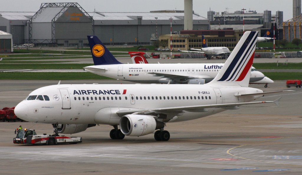 Air France,F-GRXJ,(c/n2456),Airbus A319-111,06.05.2012,HAM-EDDH,Hamburg,Germany