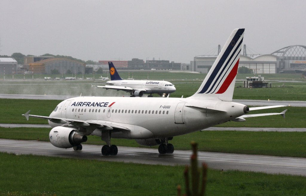 Air France,F-GUGG,(c/n 2317),Airbus A318-111,26.05.2013,HAM-EDDH,Hamburg,Germany(landet Lufthansa,D-AKNH)
