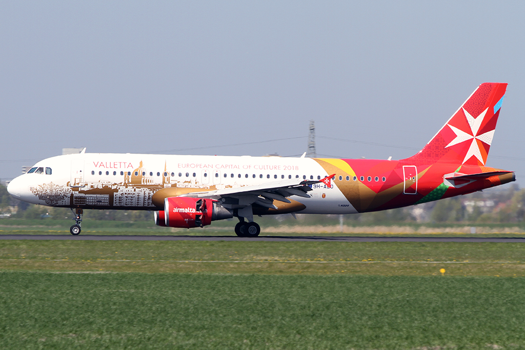 Air Malta in AMS am 05.05.2013