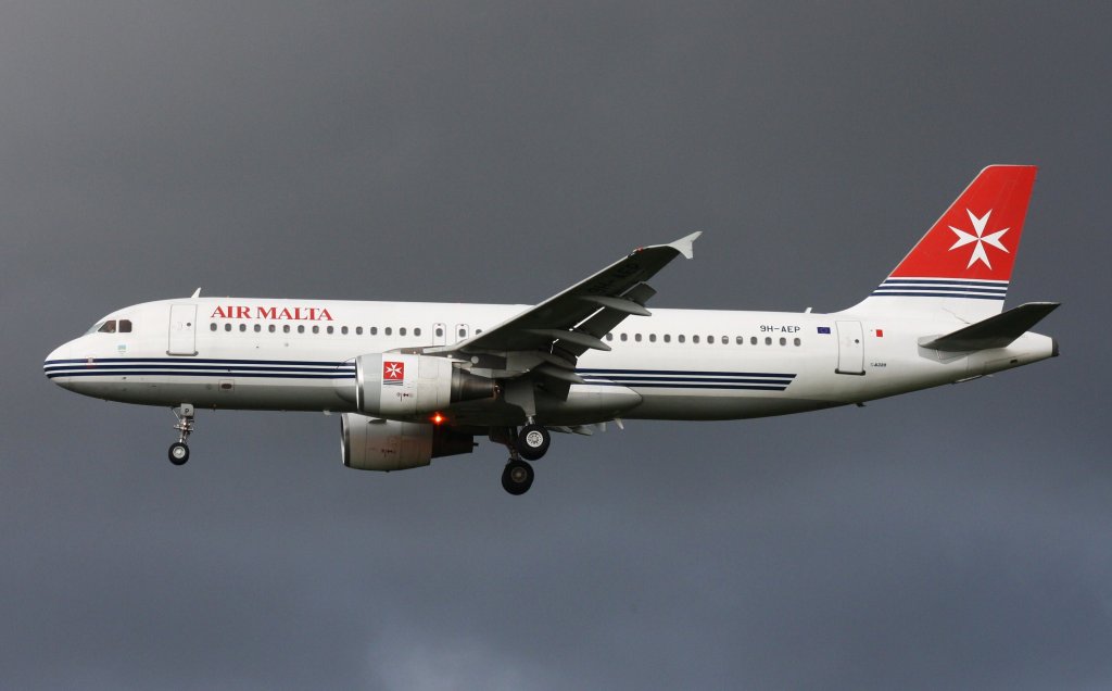 Air Malta,9H-AEP,(c/n3056),Airbus A320-214,07.10.2012,HAM-EDDH,Hamburg,Germany