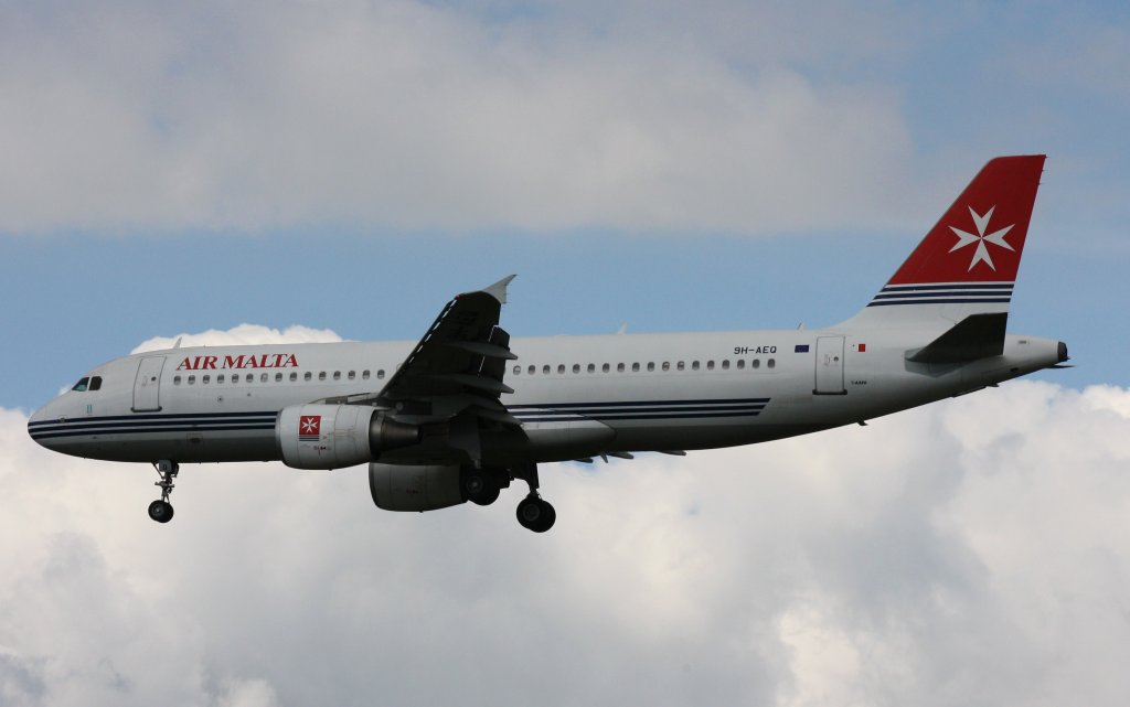 Air Malta,9H-AEQ,(c/n3068),Airbus A320-214,22.07.2012,HAM-EDDH,Hamburg,Germany