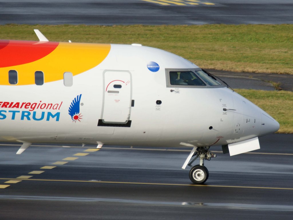 Air Nostrum, EC-LOJ, Bombardier, CRJ-1000 (Bug/Nose), 06.01.2012, DUS-EDDL, Dsseldorf, Germany

