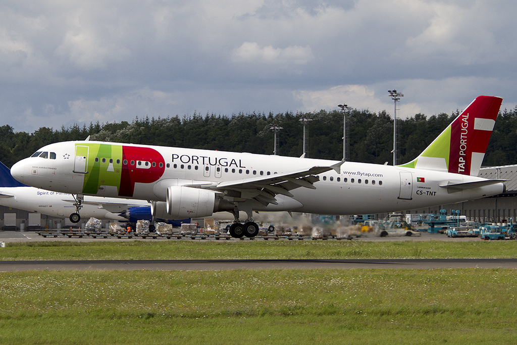 Air Portugal, CS-TNT, Airbus, A320-214, 29.07.2012, LUX, Luxemburg, Luxemburg 




