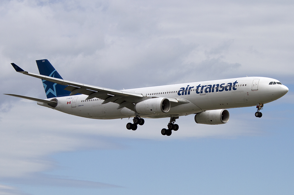 Air Transat, C-GCTS, Airbus, A330-342, 24.08.2011, YUL, Montreal, Canada 






