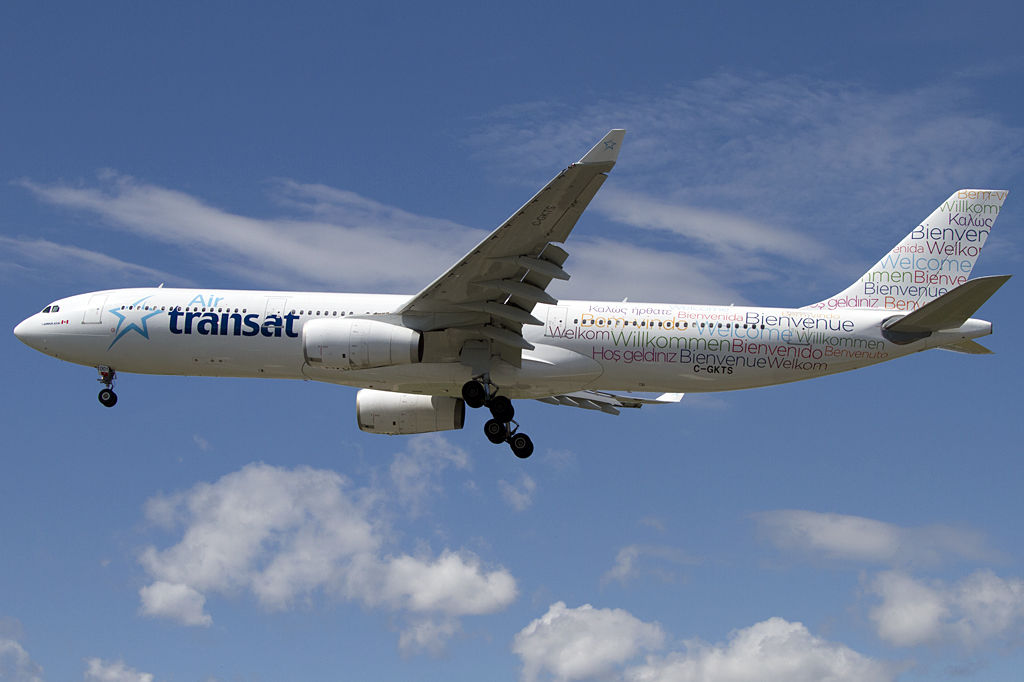 Air Transat, C-GKTS, Airbus, A330-342, 24.08.2011, YUL, Montreal, Canada



