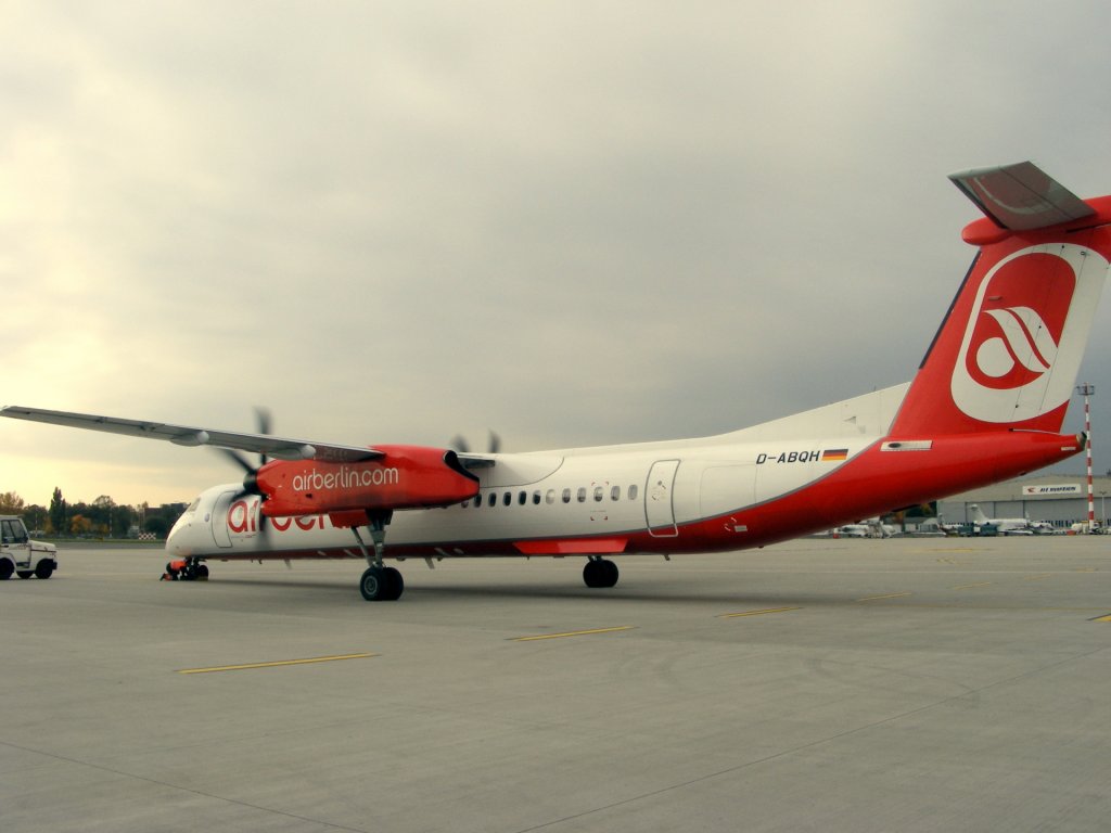 AirBerlin // D-ABQH // De Havilland Canada DHC-8-402Q // 19.10.2012 // DUS