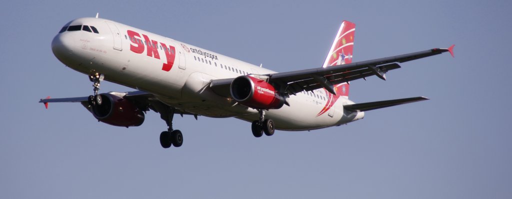 Airbus 321-131 Sky Airlines TC-SKI