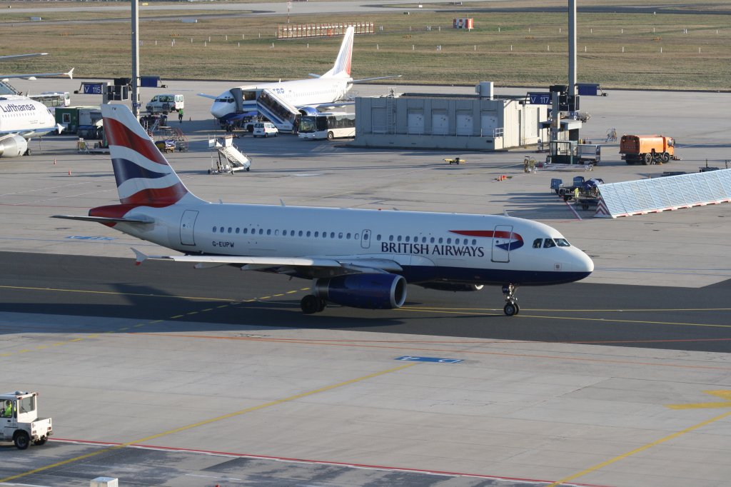 Airbus A319-131 - G-EUPW - British Airways

Frankfurt/Main am 26. Dezember 2008