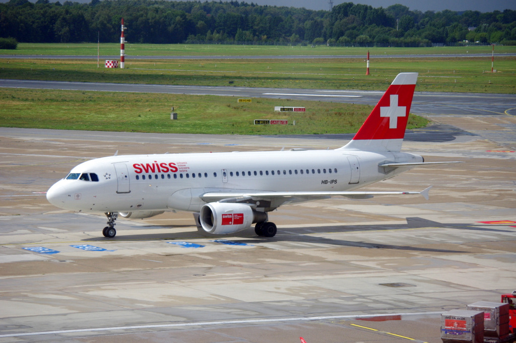 Airbus A319 von Swiss am 11.August 2010 am Hamburger Flughafen