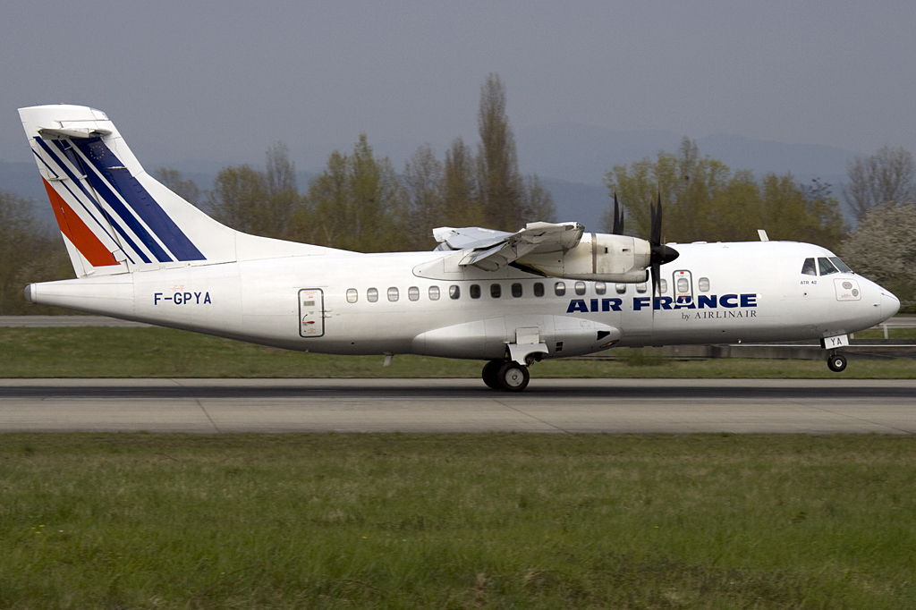 Airlinair, F-GPYA, Aerospatiale, ATR-42-500, 15.04.2010, BSL, Basel, Switzerland 


