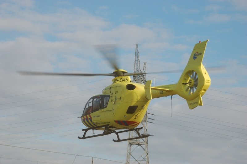 Am 25. September 2009 hat die Bemannung des Rettungshubschraubers  Lifeliner 1  PH-EMS in Barendrecht den Einsatskrften geholfen, nachdem dort am vorigen Abend zwei Gterzge zusammengestoen waren.