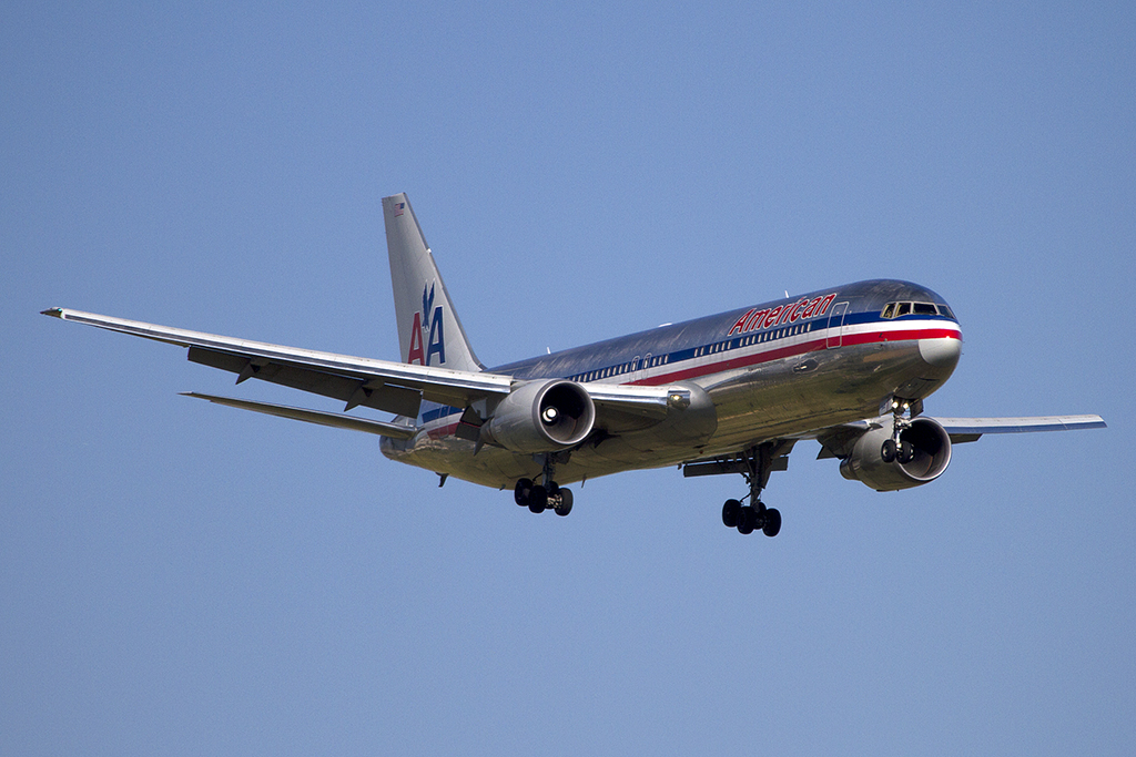 American Airlines, N342AN, Boeing, B767-323ER, 18.08.2012, CDG, Paris, France







