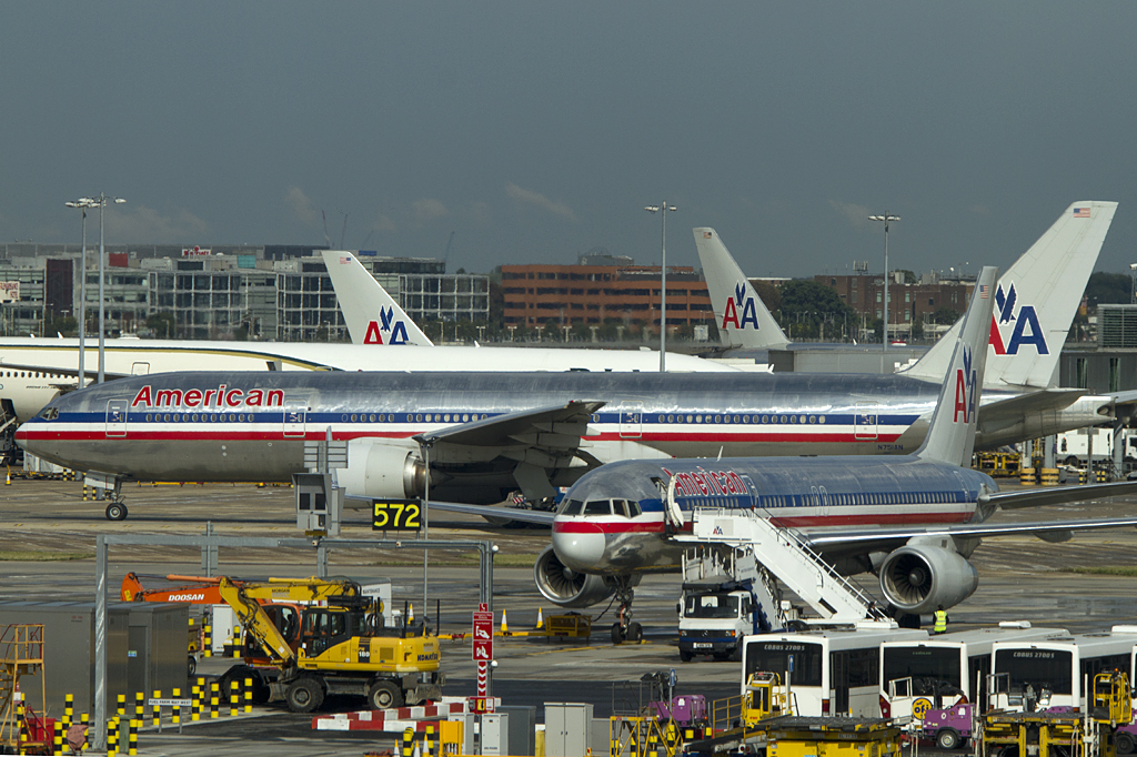 American Airlines, N751AN, Boeing, B777-223ER, 20.08.2011, LHR, London-Heathrow, Great Britain


