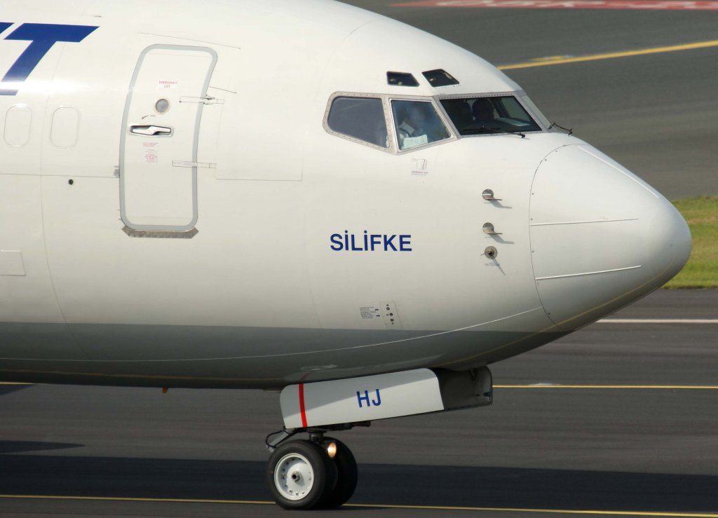 Anadolu Jet, TC-JHJ, Boeing 737-800 (Silifke), 2010.09.23, DUS-EDDL, Dsseldorf, Germany 

