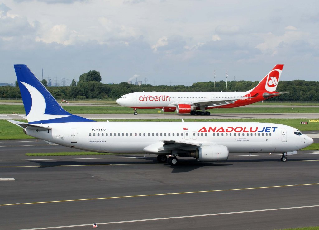 Anadolu Jet, TC-SKU, Boeing 737-800, 2010.08.28, DUS-EDDL, Dsseldorf, Germany 

